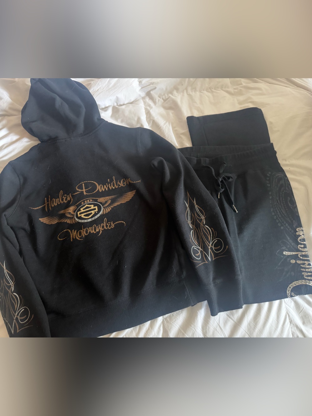 Y2K Harley-Davidson Black Gold Logo Studded Rhinestone Hoodie & Sweatpants Set